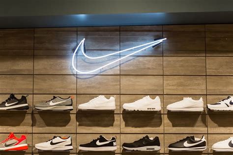 bij nike is alles begonnen doordat|hoe komt nike van start.